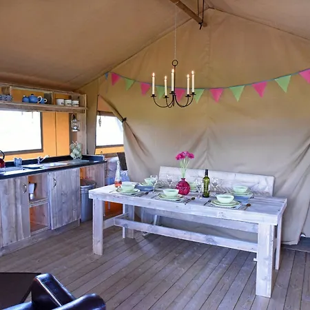 Carr'S Hill Luxury Safari Tents Denny Room photo