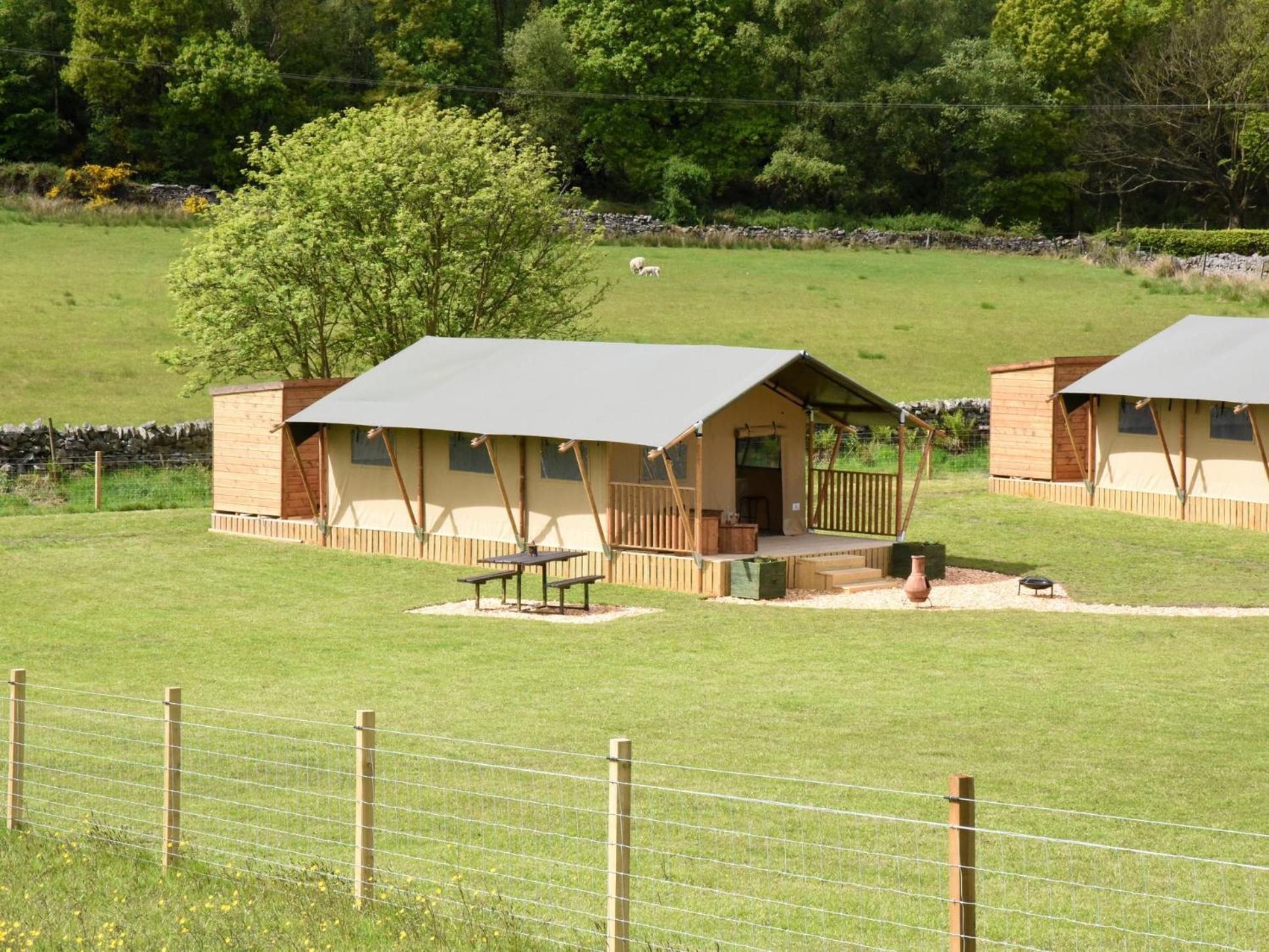 Farm stay Carr's Hill Luxury Safari Tents