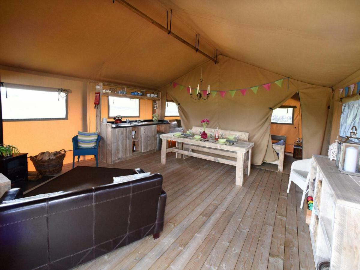Carr's Hill Luxury Safari Tents Farm stay